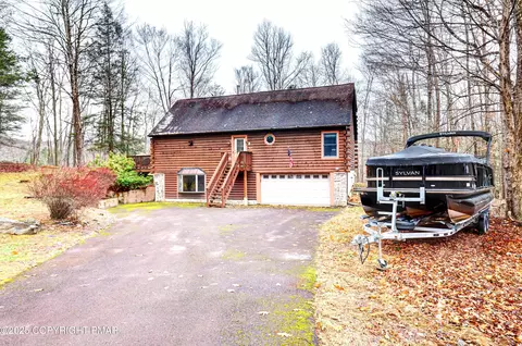 21 Sugar Maple Mew, Lake Ariel, PA 18436