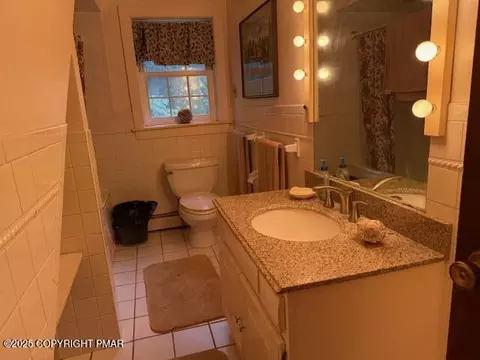 Bath - 113 Jackson Rd, Shavertown, PA 18708 photo 4 of 6