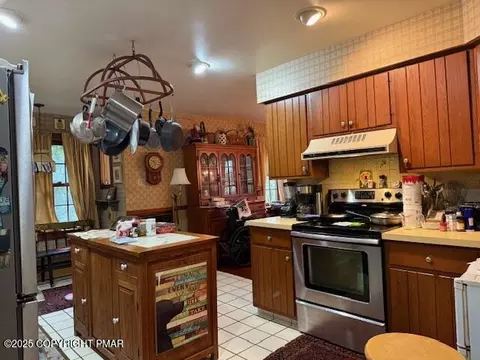 Kitchen - 113 Jackson Rd, Shavertown, PA 18708 photo 2 of 4