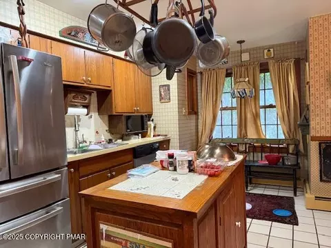 Kitchen - 113 Jackson Rd, Shavertown, PA 18708 photo 1 of 4