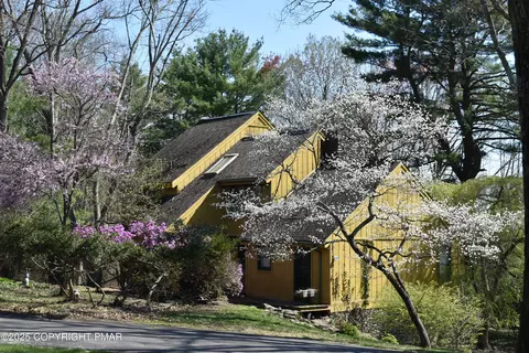 113 Jackson Rd, Shavertown, PA 18708