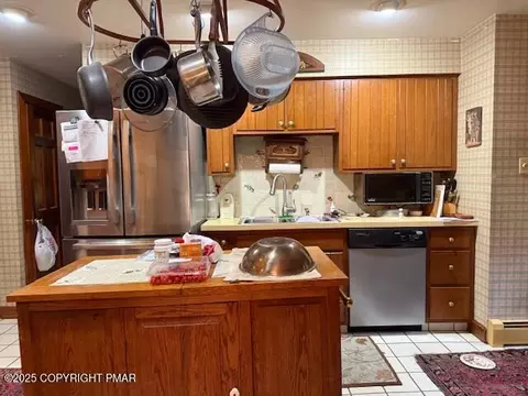 Kitchen - 113 Jackson Rd, Shavertown, PA 18708 photo 3 of 4