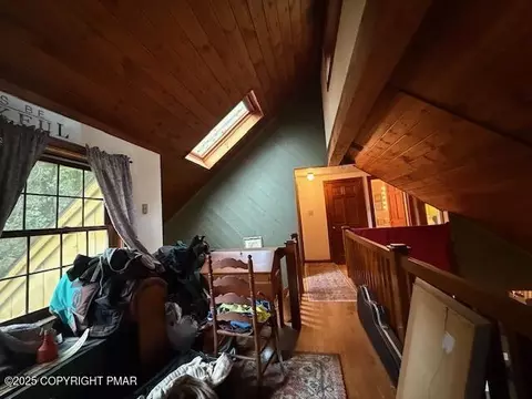 Entry Way - 113 Jackson Rd, Shavertown, PA 18708 photo 6 of 9