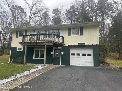 545 Manzanedo Lake Rd, East Stroudsburg, PA 18302