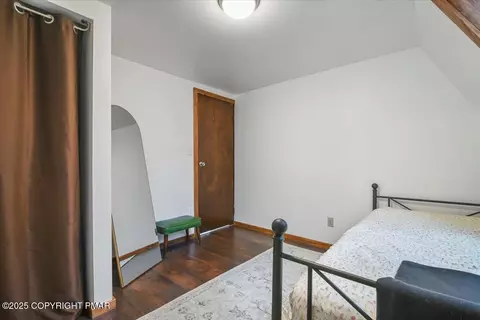 Bedroom - 497 Jonas Rd, Effort, PA 18330 photo 3 of 7