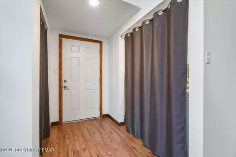 Entry Way - 497 Jonas Rd, Effort, PA 18330 photo 3 of 4
