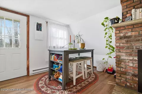 Dining - 497 Jonas Rd, Effort, PA 18330 photo 1 of 1