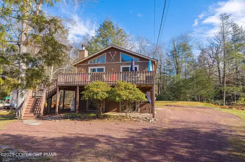 41 Longfellow Cir, Albrightsville, PA 18210