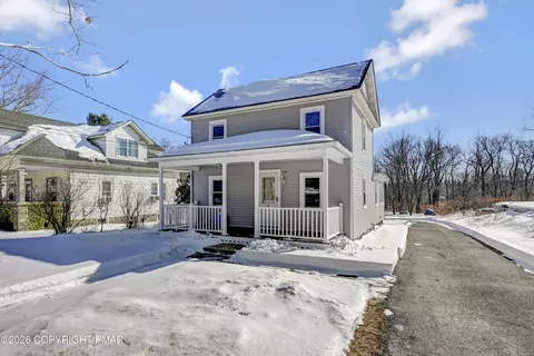 1117 Mill St, Tobyhanna, PA 18466