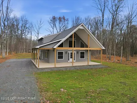 21 Wilde Gln, Albrightsville, PA 18210