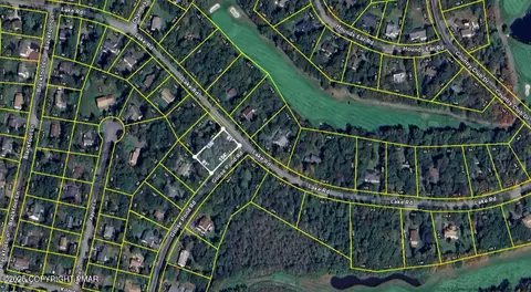 291 Lake Rd, Tobyhanna, PA 18466