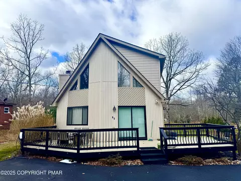 65 Byron Ln, Albrightsville, PA 18210