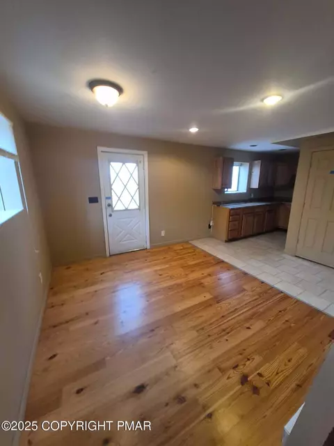 191 Saunders Dr, Bushkill, PA 18324 photo 31