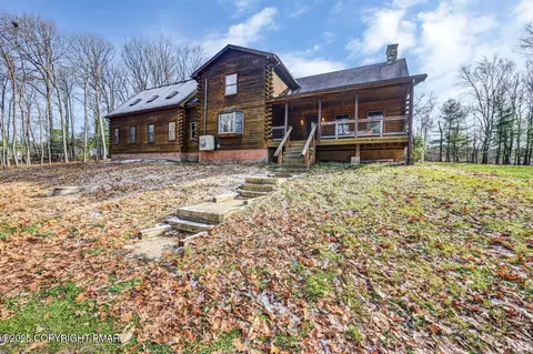 131 Lobach Ln, Kunkletown, PA 18058
