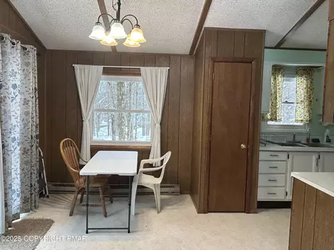 37 Gopher Gap Ln, White Haven, PA 18661 photo 7