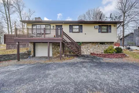 1019 Dancing Ridge Rd, East Stroudsburg, PA 18302