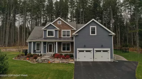 142 Lexington Ln, Blakeslee, PA 18610