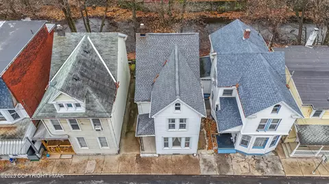 134 Schuylkill Ave, Tamaqua, PA 18252