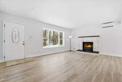 171 Flatbrook Way, Milford, PA 18337