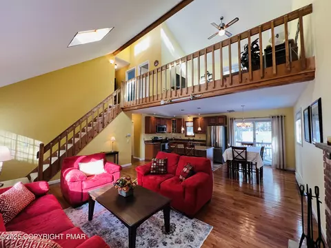 5063 Seneca Way, Tobyhanna, PA 18466