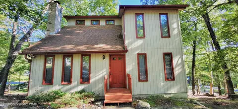 188 Radcliff Rd, Bushkill, PA 18324