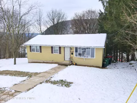 25 Stedman Ave, Lehighton, PA 18235