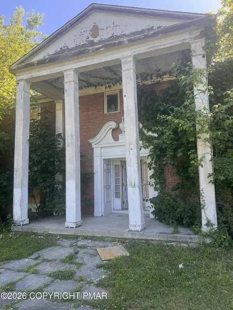 199 Highland Rd, East Stroudsburg, PA 18301