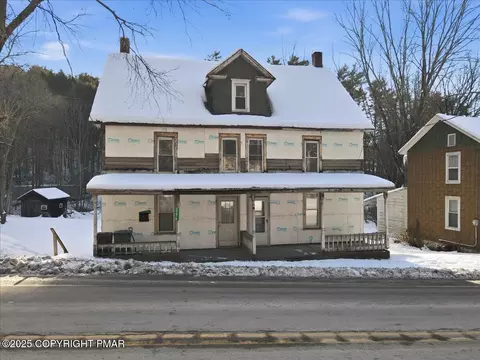 2374 Paradise Trl, East Stroudsburg, PA 18301