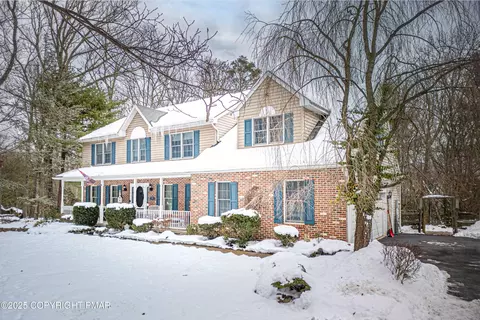 210 Evergreen Ct, Saylorsburg, PA 18353