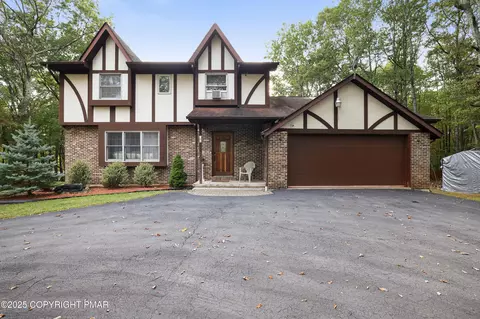 161 Shepherd Ln, Swiftwater, PA 18370