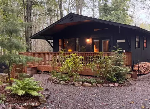 4175 Hemlock Trl, Pocono Pines, PA 18350
