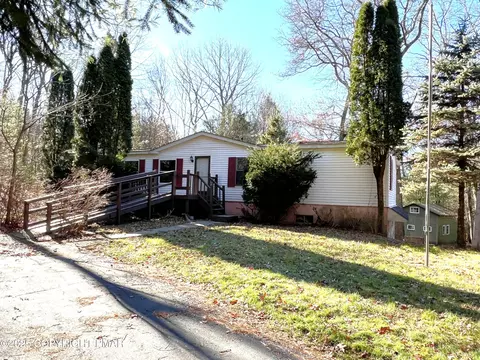 655 Long Mountain Rd, Effort, PA 18330