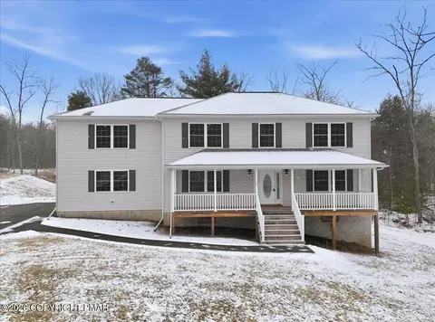 157 Jennifer Cir, East Stroudsburg, PA 18302