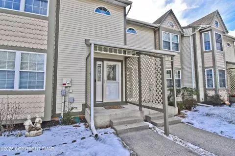 103 Franklin Ct, Bethlehem, PA 18020