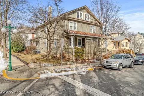 136 Saint George St, Lewisburg, PA 17837