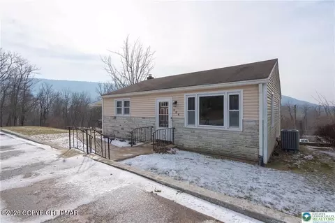 304 White Ln, Palmerton, PA 18071