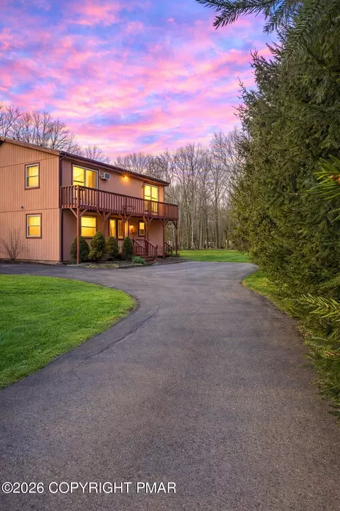 24 Van Doren Mews, Albrightsville, PA 18210