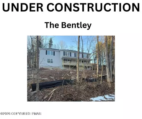 300 Grouse Run, Cresco, PA 18326