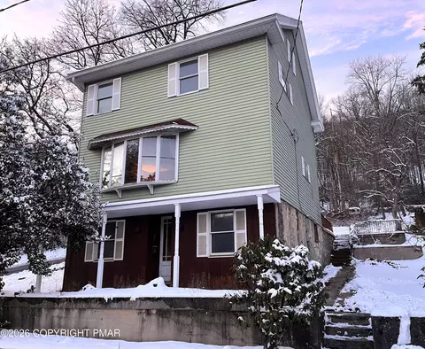 644 Center Ave, Jim Thorpe, PA 18229