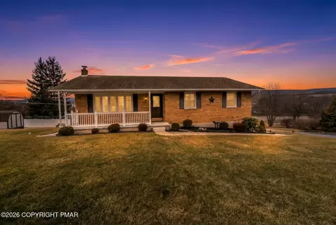 55 Maple Ave, Lehighton, PA 18235