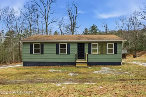 213 Lower Seese Hill Rd, Canadensis, PA 18325