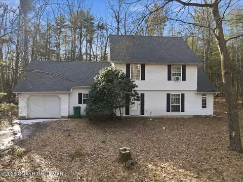 2144 Hill Rd, Effort, PA 18330