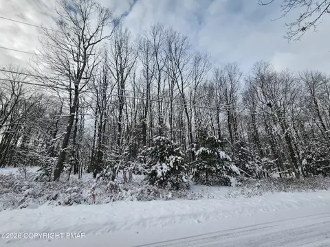 lot G554 Drakes Dr, Jim Thorpe, PA 18229
