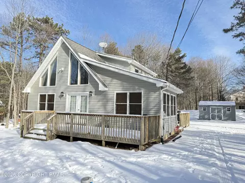 26 Nash Trl, Albrightsville, PA 18210