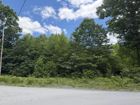 B27 W Clarke South Lane, Jim Thorpe, PA 18229