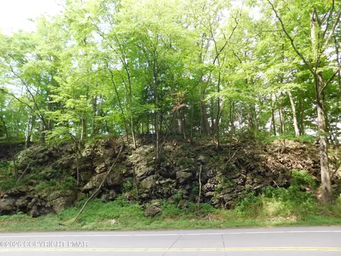 0 Claremont Ave, Tamaqua, PA 18252