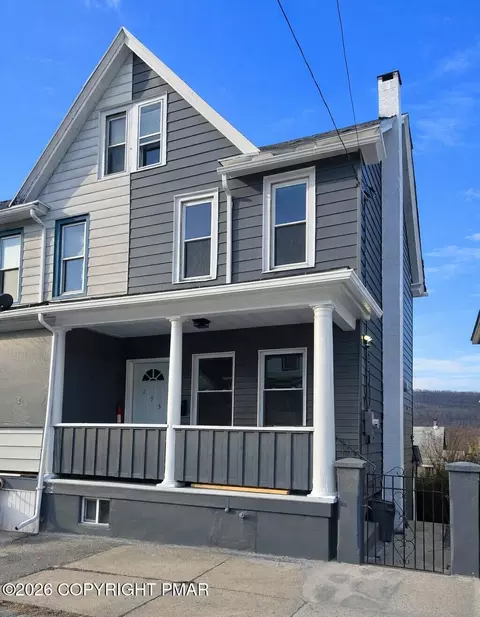253 E Abbott St, Lansford, PA 18232