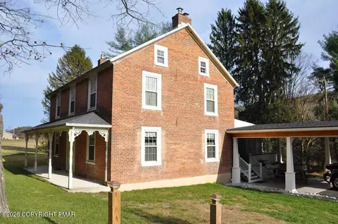 1642 Kunkletown Rd, Saylorsburg, PA 18353