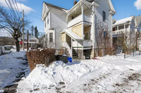 115 Hull Ave, Olyphant, PA 18447 photo 3