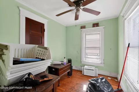 115 Hull Ave, Olyphant, PA 18447 photo 23